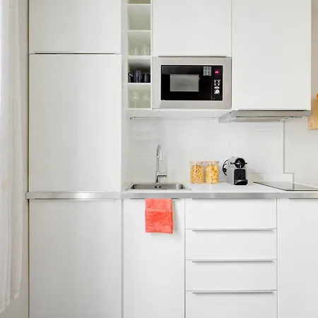 Invalides & Eiffel Tower 1br - Cityapartmentstay Апартаменты