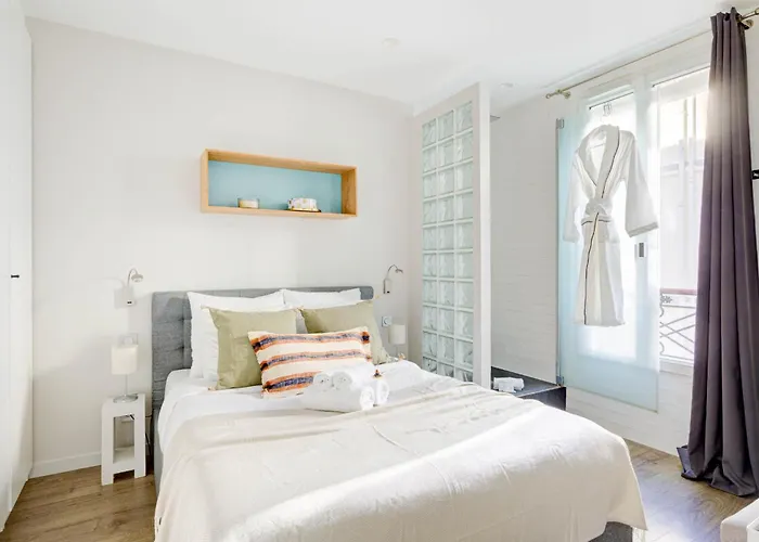 Invalides & Eiffel Tower 1br - Cityapartmentstay *