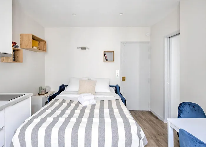 Invalides & Eiffel Tower 1br - Cityapartmentstay *